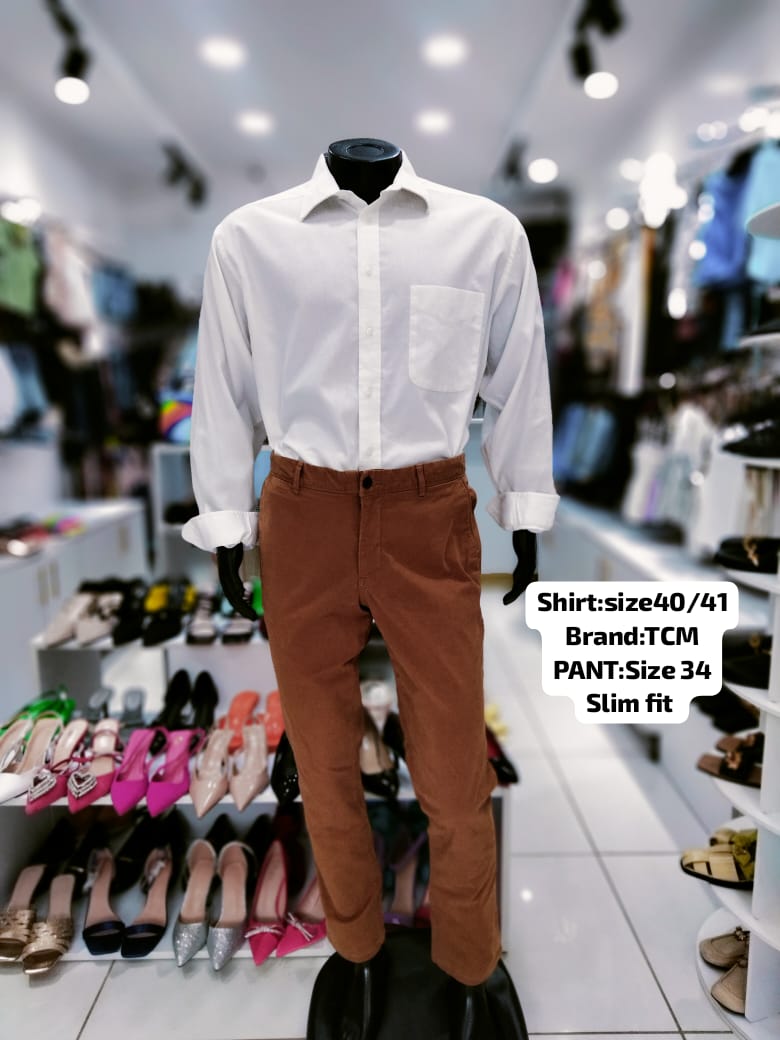 Classic White Slim-Fit Men’s Shirt – TCM