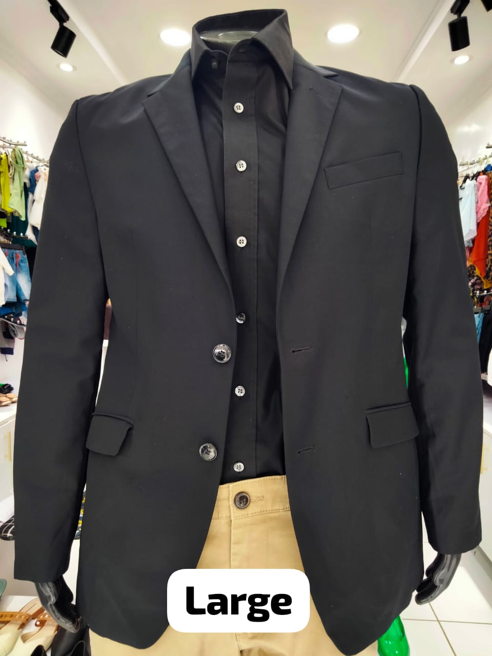 The Executive Essential – Sharp Black Tailored Blazer, Size Large