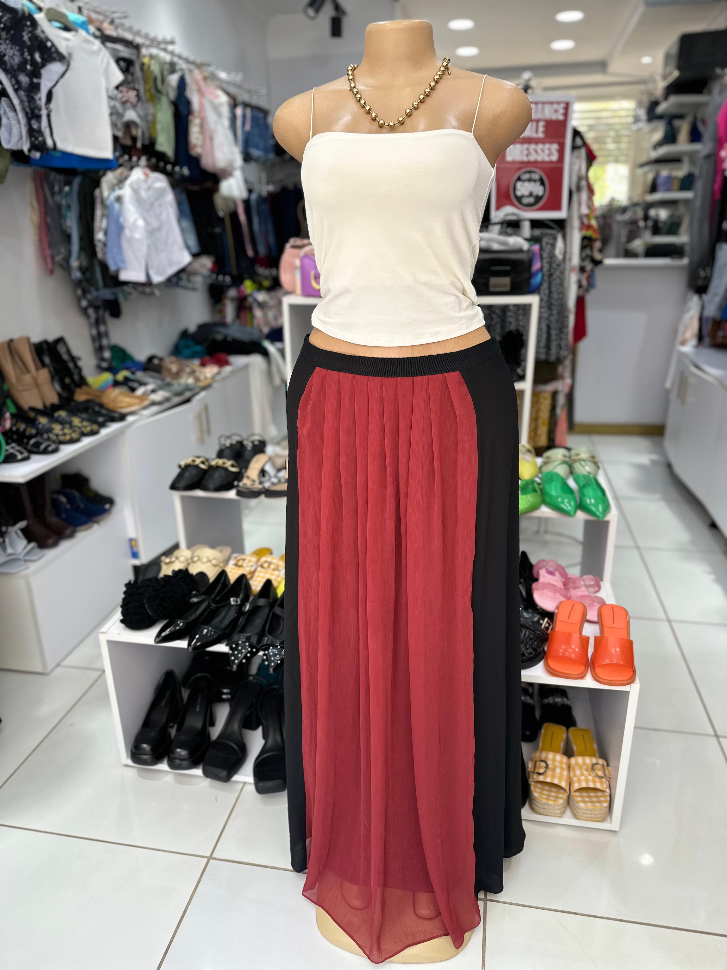 Dual-Tone Chiffon Maxi Skirt in Wine & Black