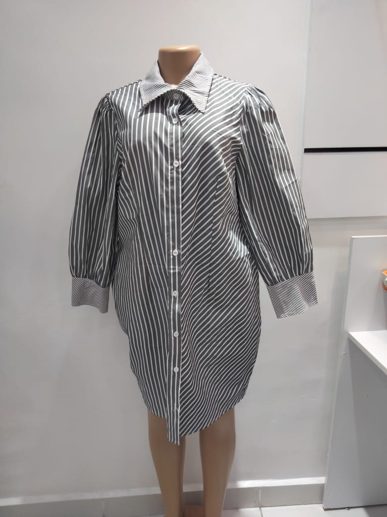 Black & White Vertical Stripe Shirt Dress – Shein (Size: Medium)